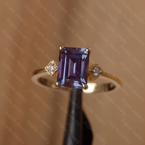 Alexandrite gold ring 14K yellow gold ring emerald cut gems color changing gemstone engagement ring