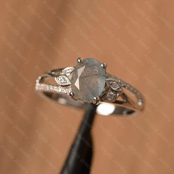 Anillo de compromiso vintage con labradorita en plata de ley con corte ovalado de 6 x 8 mm, rama con hojas, anillo de bodas.
