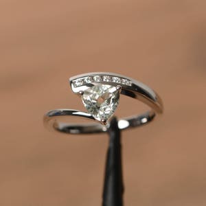 natural green amethyst ring anniversary ring trillion cut green gemstone sterling silver ring