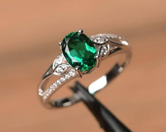 Emerald ring for Women, May birthstone green gemstone oval cut stone promise silver ring