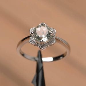 natural green amethyst ring anniversary wedding ring sterling silver round cut gemstone ring sunflower ring