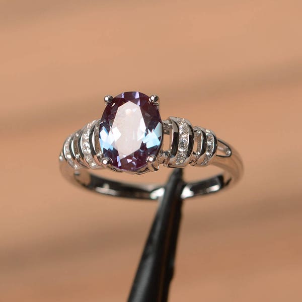 alexandrite ring wedding ring June birthstone ring oval cut color changing gemstone sterling silver ring