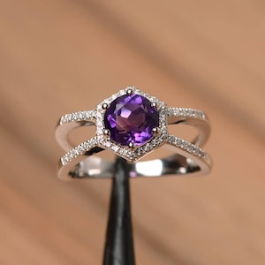 round cut natural amethyst ring wedding ring sterling silver ring purple gemstone ring February birthstone ring