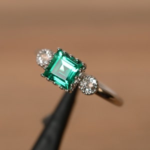 square cut vintage grown emerald milgrain wedding ring sterling silver three stone May birthstone ring