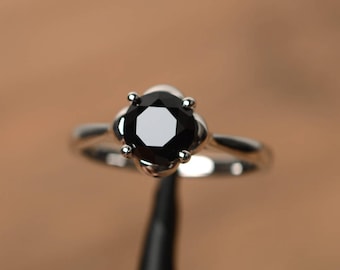 natural black spinel ring round cut sterling silver solitaire engagement ring