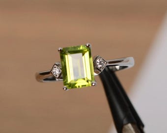 August birthstone ring natural peridot ring gemstone sterling silver ring engagement ring promise ring for her emerald cut