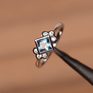 London blue topaz ring square cut blue gemstone ring sterling silver engagement ring