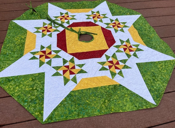 Handmade quilted tree skirt- stars