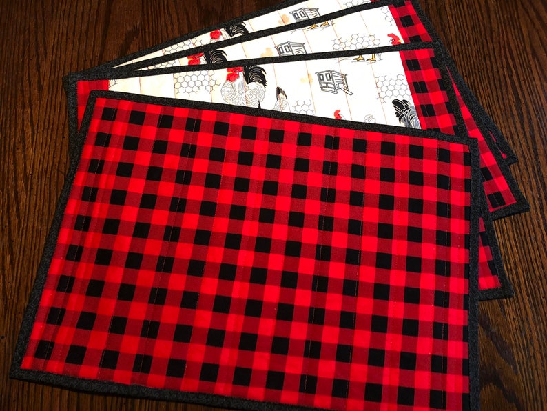 Set of 4 handmade quilted placemats Barnyard roosters