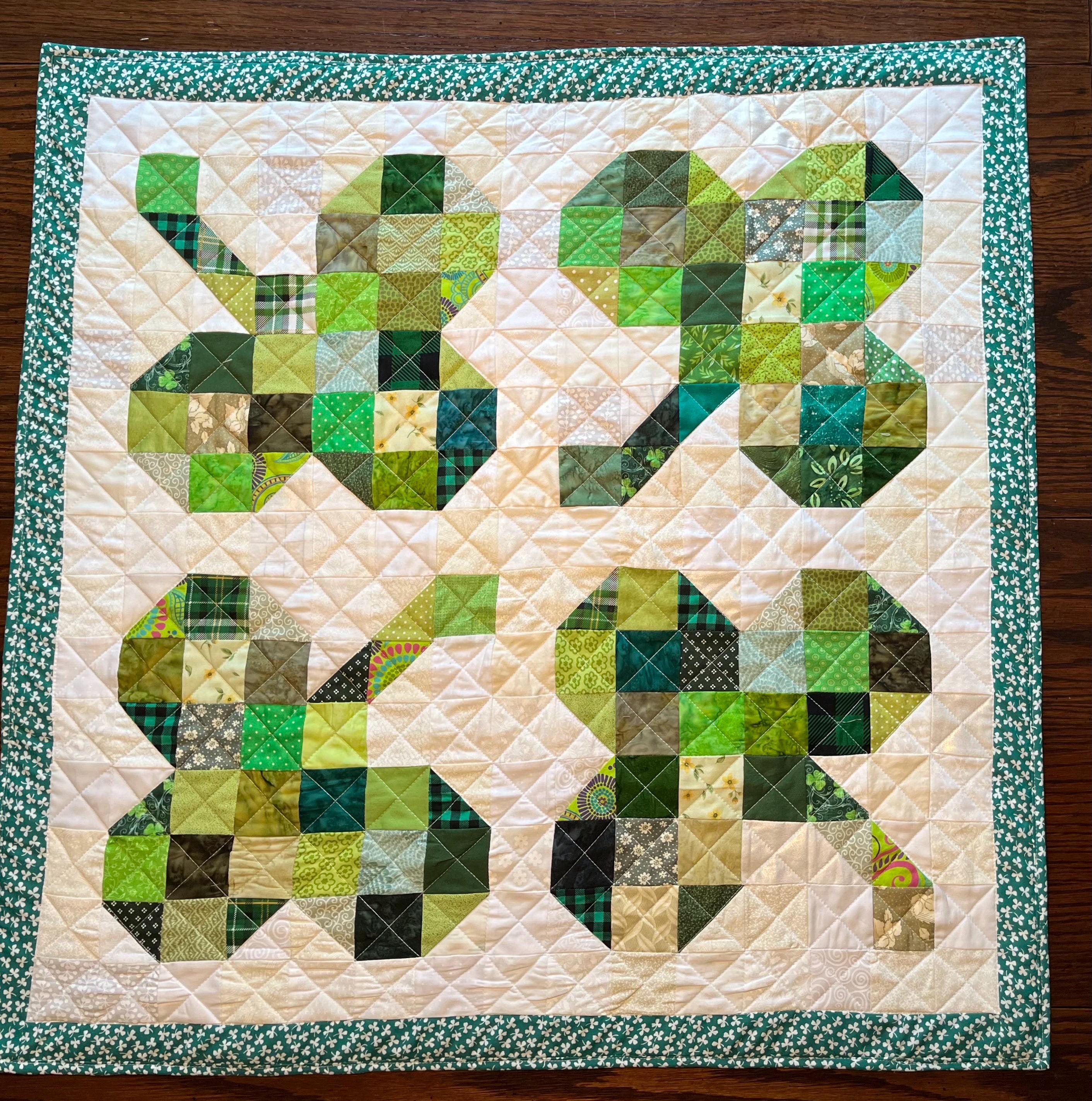 Quilted Shamrock Table Mat, Scrappy Patchwork Style, Handmade - Etsy
