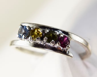 Mother's Ring, Free Rhodium Plating, Mothers Birthstone Ring, Grandmother's Ring, or Family Ring,925 Silver 2-5 Gems