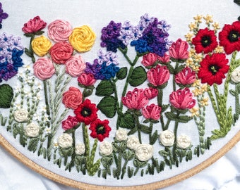 Pre-Printed Fabric Embroidery Pattern // Flower Embroidery, Embroidery Kit, DIY Home Decor, Gifts for Her, Floral Art, Floral Embroidery