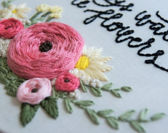 Hand Embroidery Pattern, Floral Wreath Pattern, Embroidery Supplies, Hand Embroidery, Embroidery Hoop DIY, Rose Embroidery, Rose Wreath