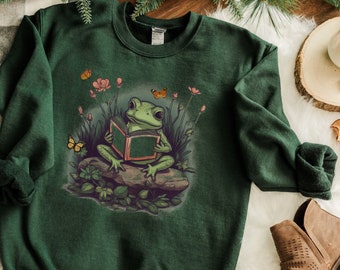 Frog Book Sweatshirt | Reading Sweater | Frog Sweatshirt | Cottagecore Aesthetic | Fairycore Clothing | Goblincore | Academia Book Lover