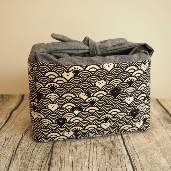 Lunchbox Bento bag, Handmade with Japanese print Cat pattern
