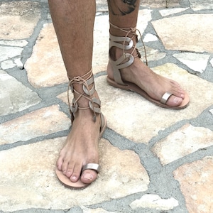 Gladiator Sandalen für Männer, knöchellang, goldene Gladiator Sandalen, Zehenring Sandalen, griechisch römische Theater Gladiator Kostüm Sandalen Cosplay