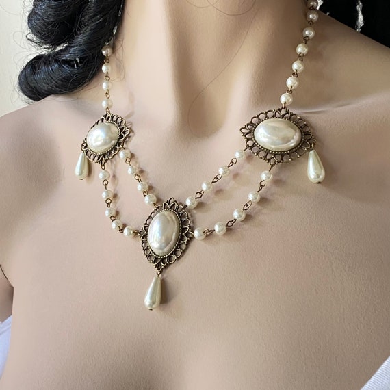 Pearl Cabochon Necklace, Bridal Pearl Necklace, Medieval