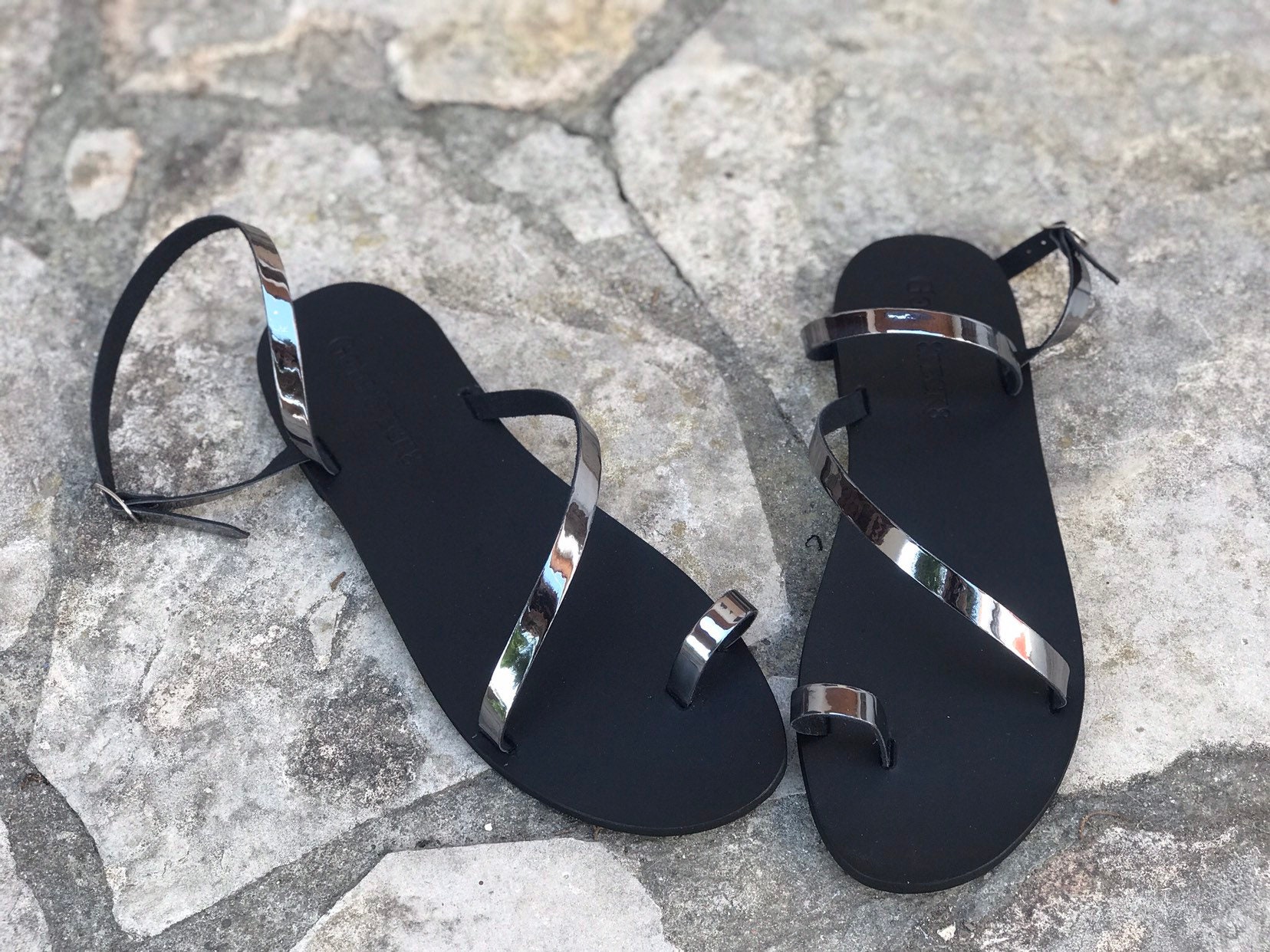 dress flip flops mens