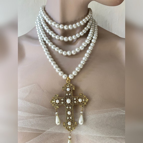 Baroque necklace clearance