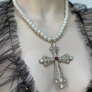 Renaissance Cross Necklace Baroque Cross Pendant With Pearl Chain ...