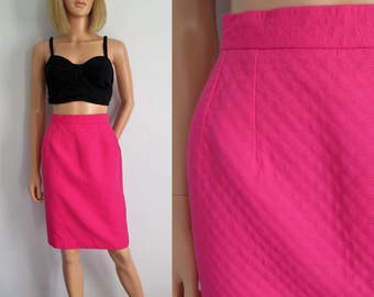 Pink pencil skirt, high waisted, knee length, french vintage retro, small