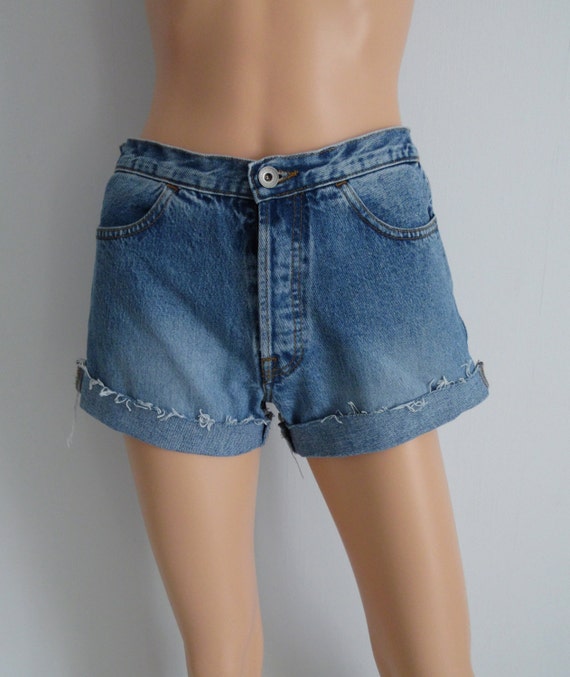 cut off high waisted shorts