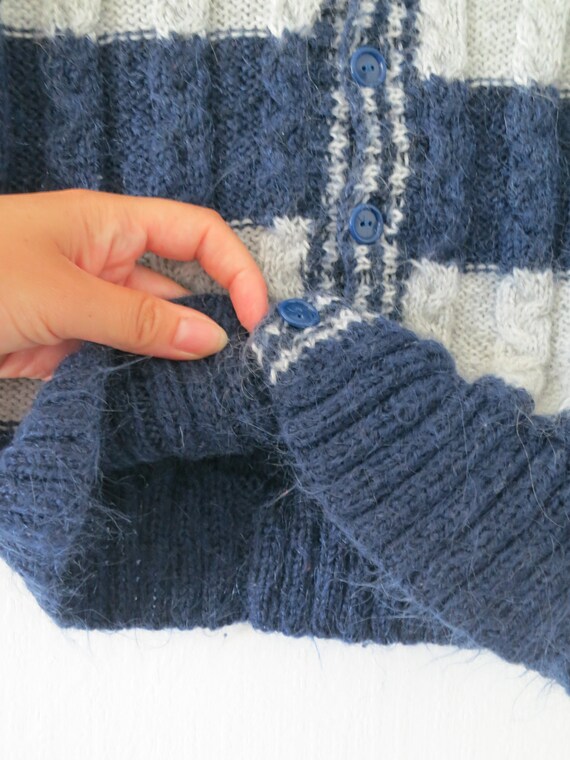 Boy's knitted vest tanktop, navy blue & grey stri… - image 4