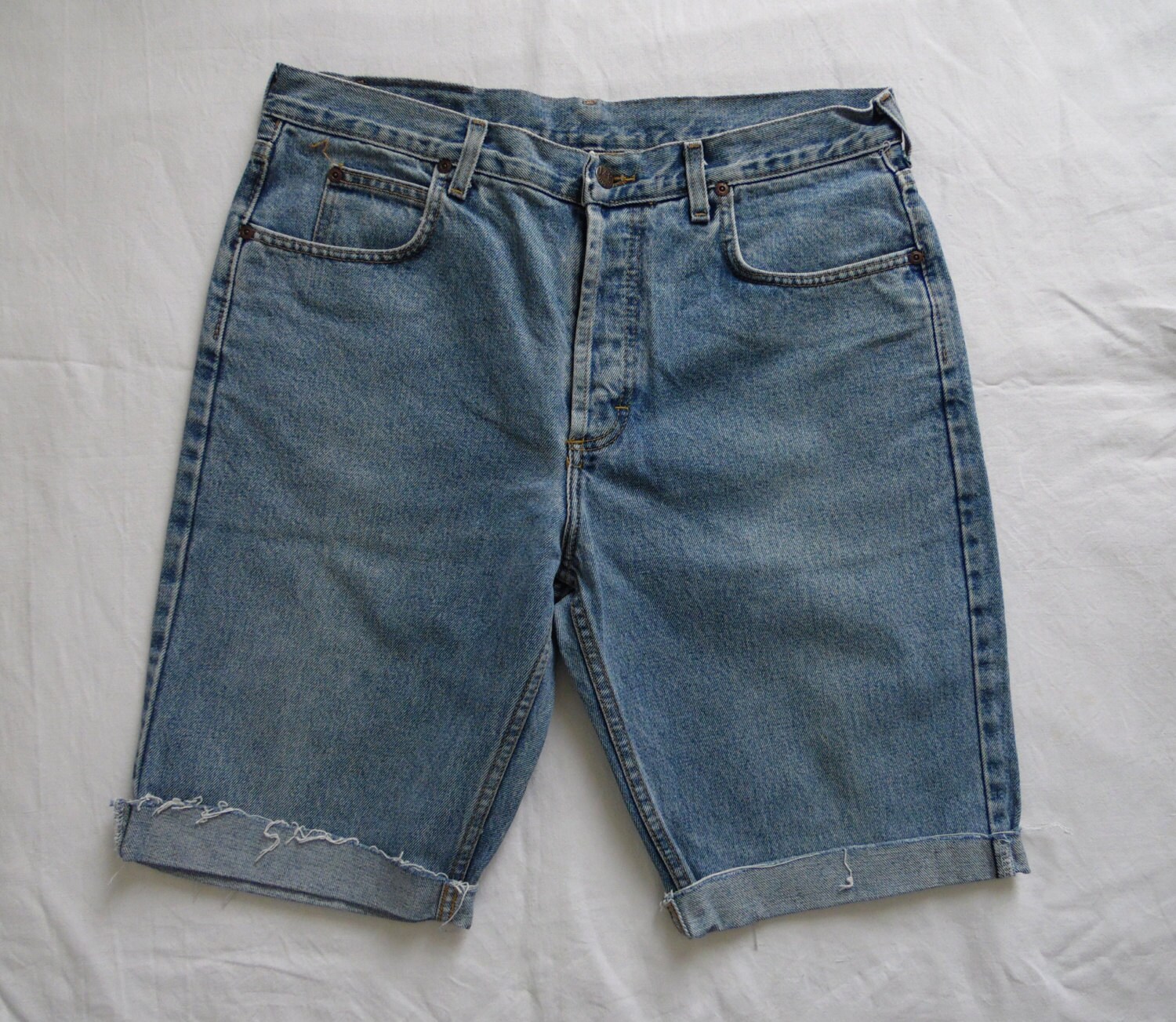 Image of Mens Lee Shorts, Vintage Stonewash Blue Denim Jean Cut Off Long Waist 34, Large