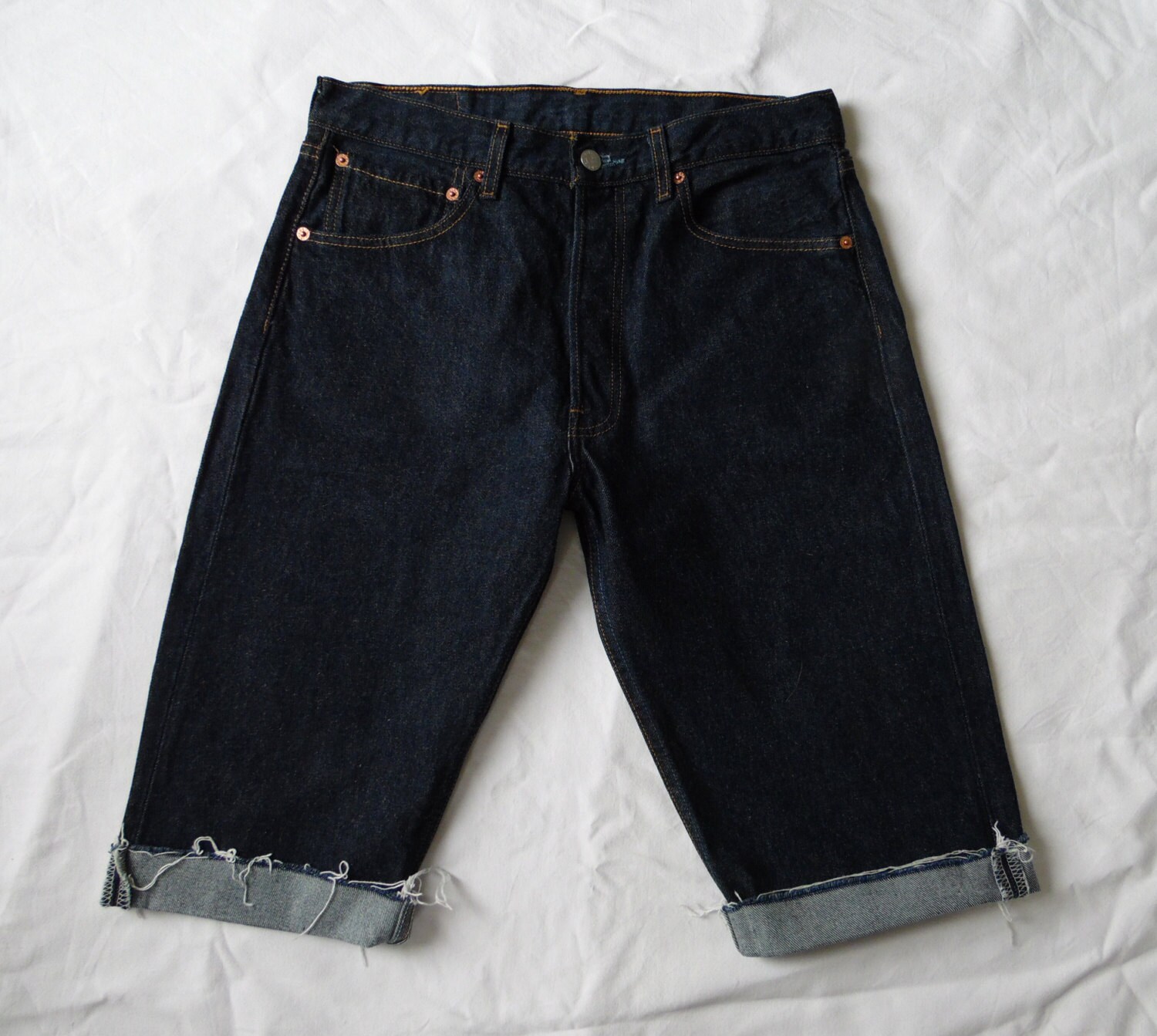 Image of Mens Vintage Levis 501 Shorts Dark Blue Denim Jean Cut Off Long Waist 31 32 Small