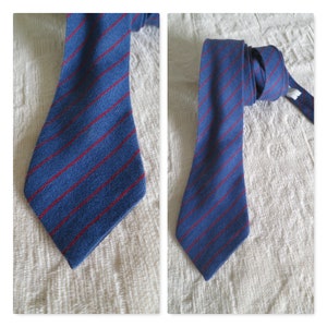 Vintage tie cravate, blue & red striped, slim tie, french 70's neck tie