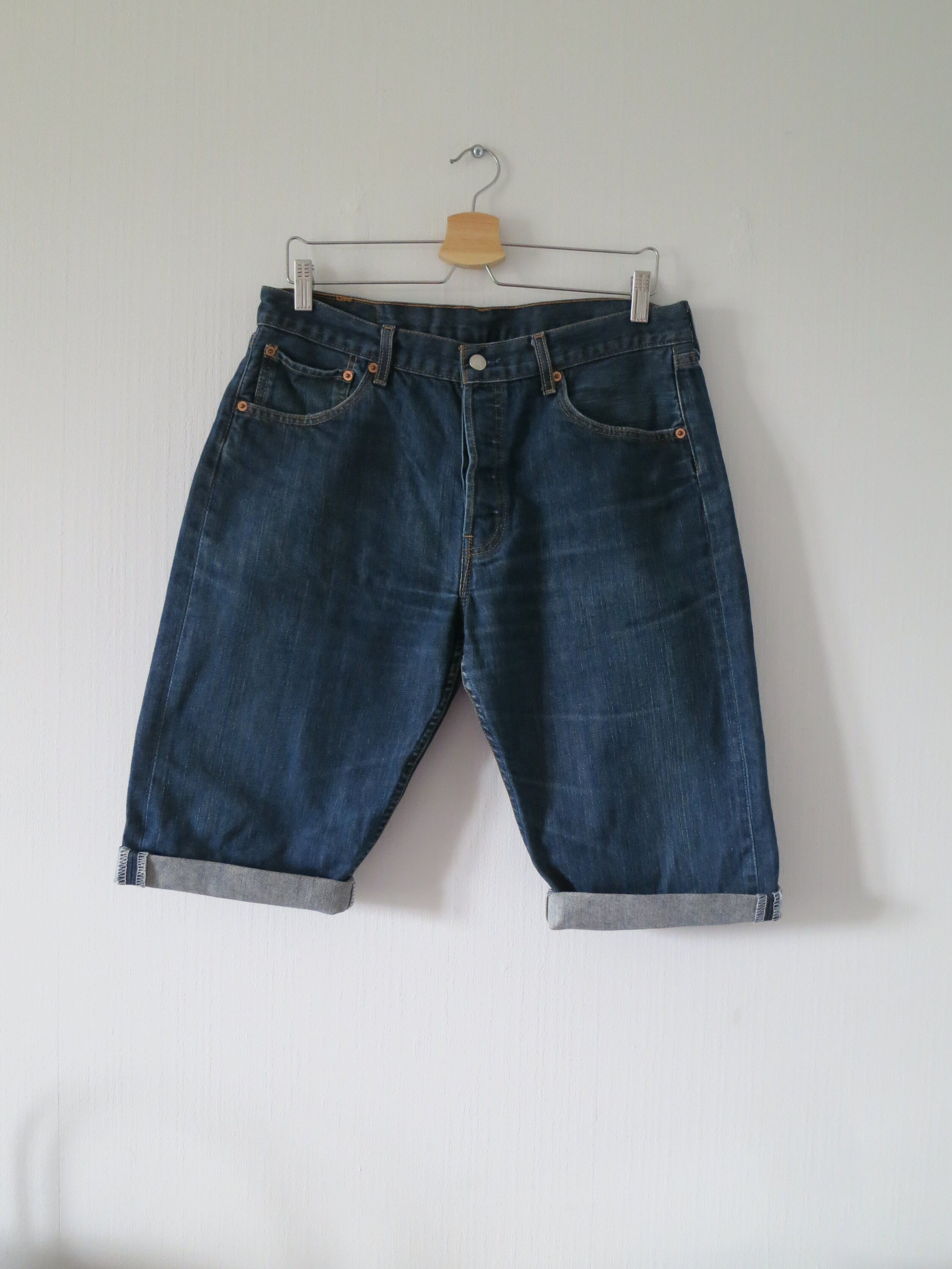 levis 501 cuffed