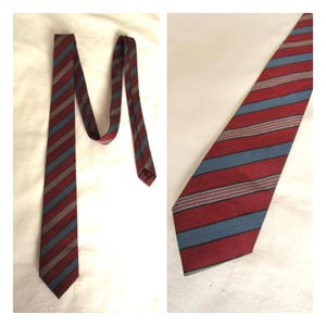 Corbata de seda vintage, corbata de rayas rojas, azules y grises, corbata de rayas