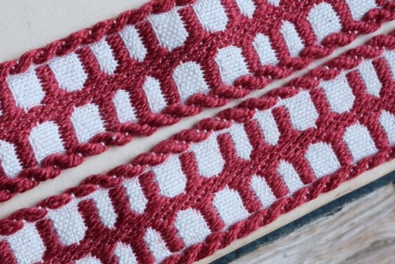 Antique 1960s woven French jacquard jacquard French ribbon trim in shades of red & white rustic motif for vintage lovers, craft couture cf24b5 Antique 1960s woven French jacquard jacquard French ribbon trim in shades of red & white rustic motif for vintage lovers, craft couture cf24b5