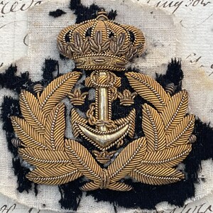 Antique 1800s embroidered real gold crown & anchor cannetille military patch application, millinery, jewellery supplies, costume design