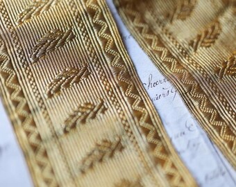 1800s gold metal ribbon