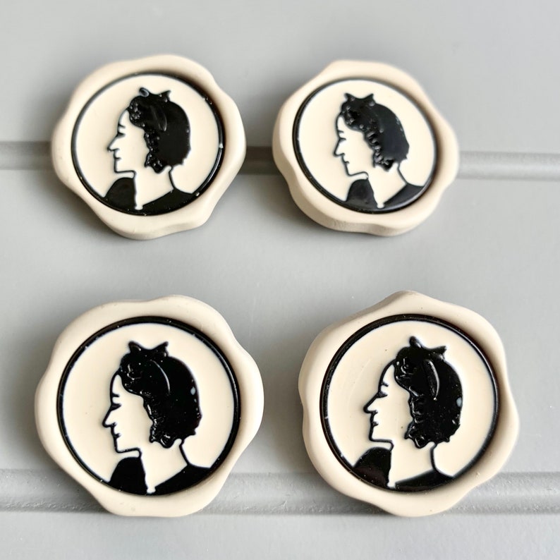 Chic Paris french style lady figure high grade resin buttons black and cream runway catwalk buttons DIY 25 mm x 9 buttons image 1