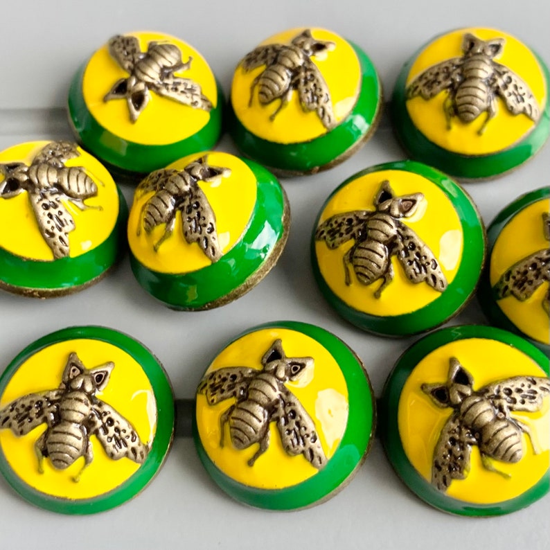 Bee metal buttons high grade 20mm 2cm DIY coats sold in packs of 9 l image 1