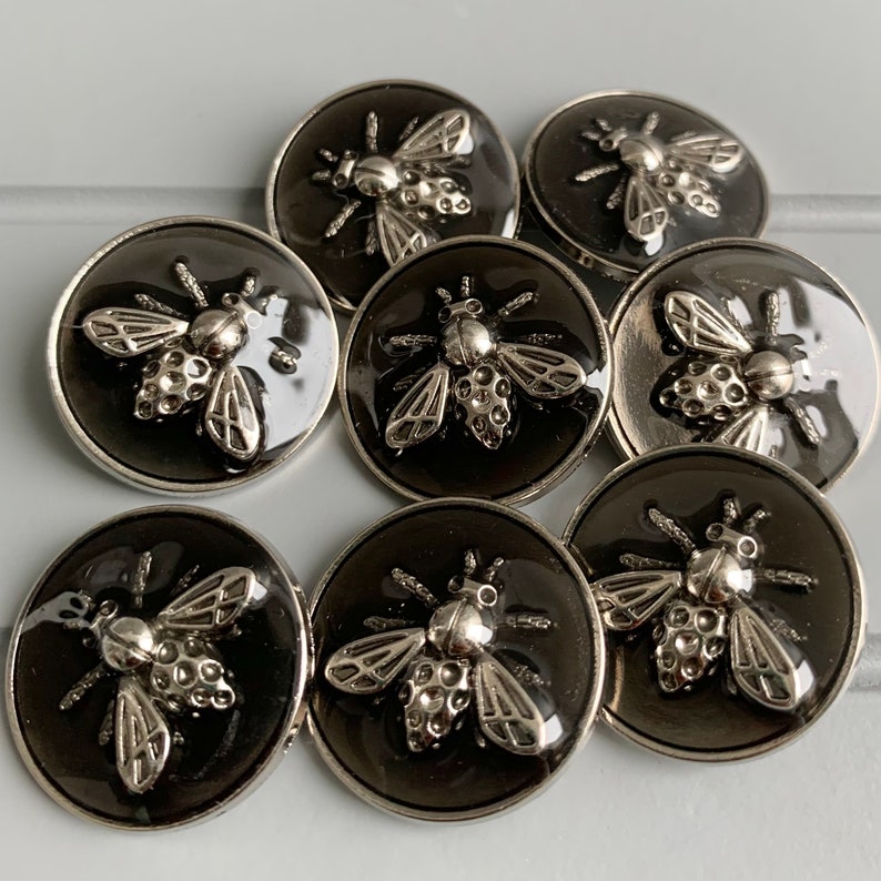 Boutons abeille Boutons en métal brillant de haute qualité DIY 25 mm pour manteaux, pulls, etc. x 8 boutons image 1