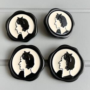 Chic Paris French style lady figure high grade resin buttons cream and black runway catwalk buttons DIY 25 mm x 9 buttons zdjęcie 1