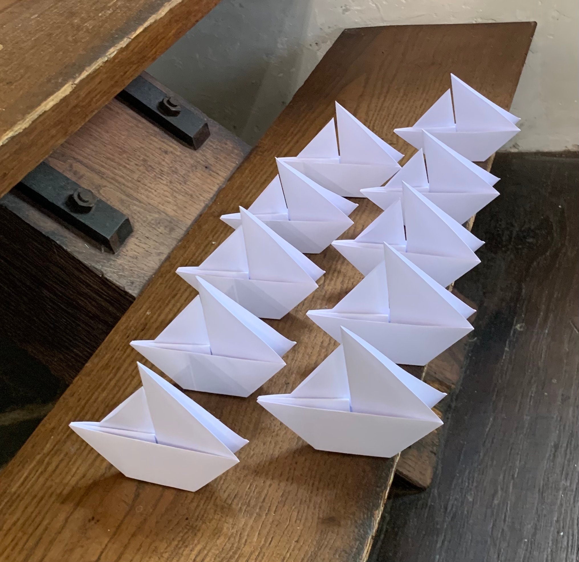 10 Travel Wedding Place Cards, Origami Boat, Simple Boat, Party Decoration
