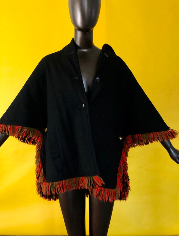 1970s Vintage Plaid Fringe Reversible Cape - image 6