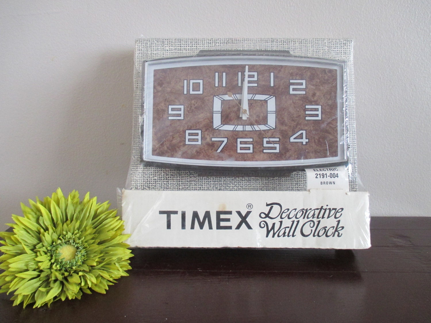 Vintage TIMEX decorative wall clock model 2191 brown Etsy
