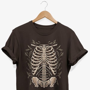 Skeleton Ribcage Vintage Graphic T-Shirt, Goth Style Rib Cage Shirt, Retro Gothic Graphic Tee, Dark Art Horror Clothing