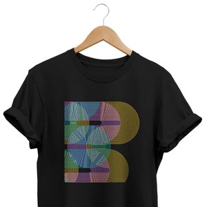 Abstract Shirt, Artsy Tee, Geometric Top, Modern Art Outfit, Retro T-shirt, Artistic Gift, 80s TShirt, 90s Clothes, Aesthetic Clothing