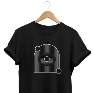 Minimalist Abstract T-Shirt: Geometric Modern Art Tee