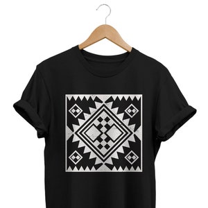 Camiseta geométrica abstrata: camiseta de arte moderna e artística