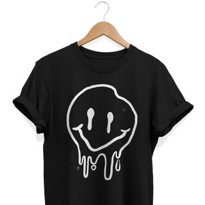 Melting Smiley Tripping T-shirt, Psychedelic Y2K Tshirt, Trippy Weird shirt, Psychedelic Weirdcore Clothing, Alt Clothes for Ravers