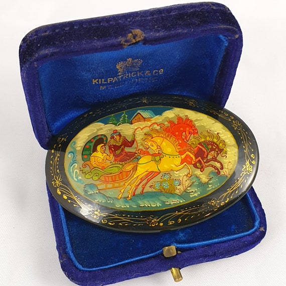 Vintage Russian Lacquer Brooch. Signed. Hand paint