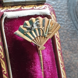 Vintage Antik Gold Stick Pin. 18K Fan und Vogel Krawattennadel.