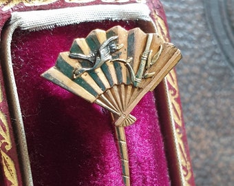 Vintage Antique Gold Stick Pin. 18K Fan and Bird Tie Pin.